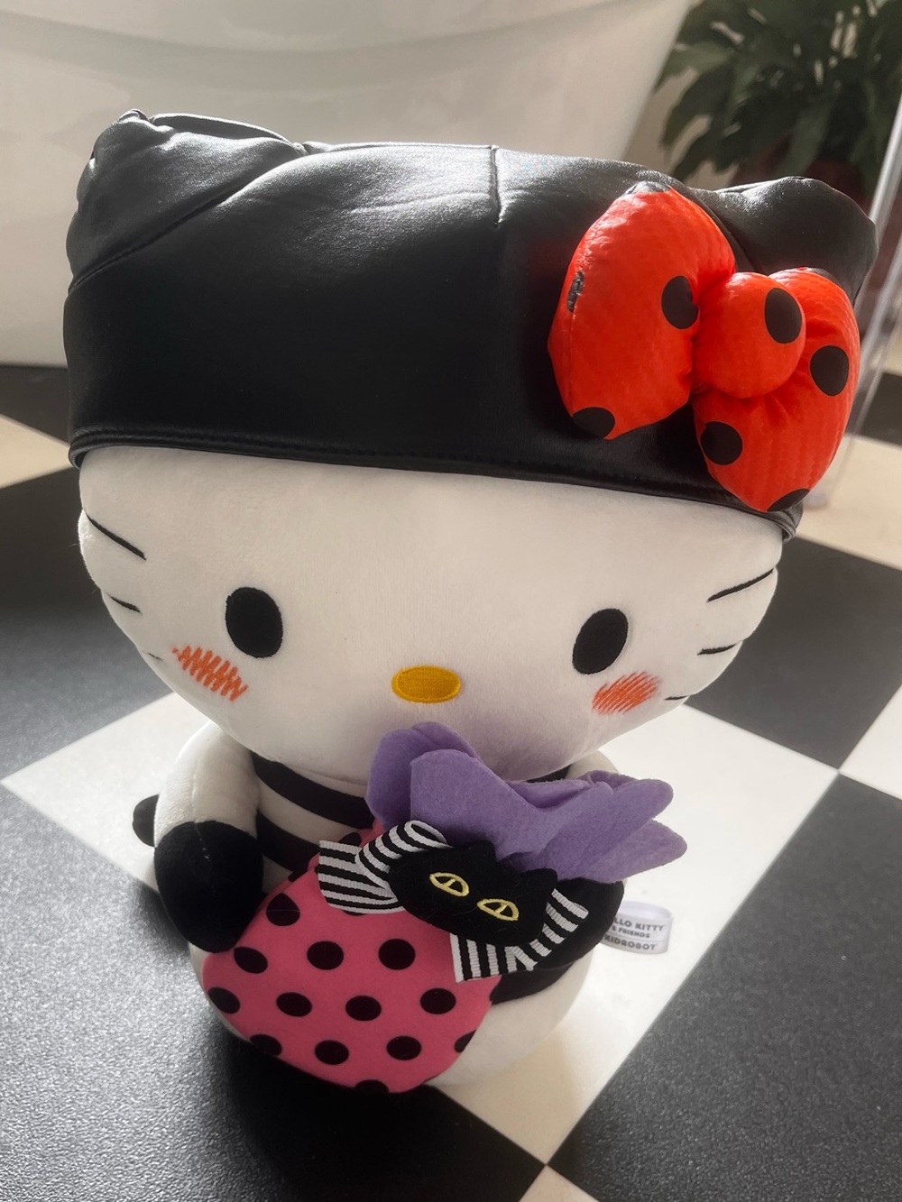 Hello Kitty Kid Robot Halloween Robber Plush. White, Blk, Pink & Org. 13”